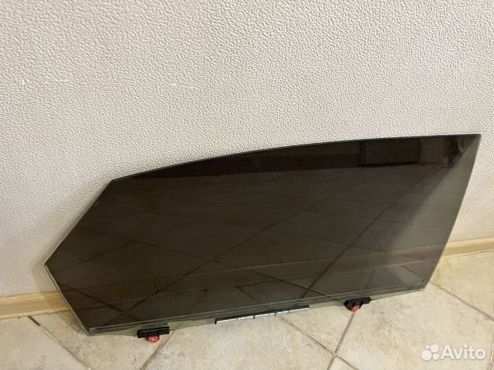 Стекло задней правой двери NX Lexus 2014-2022