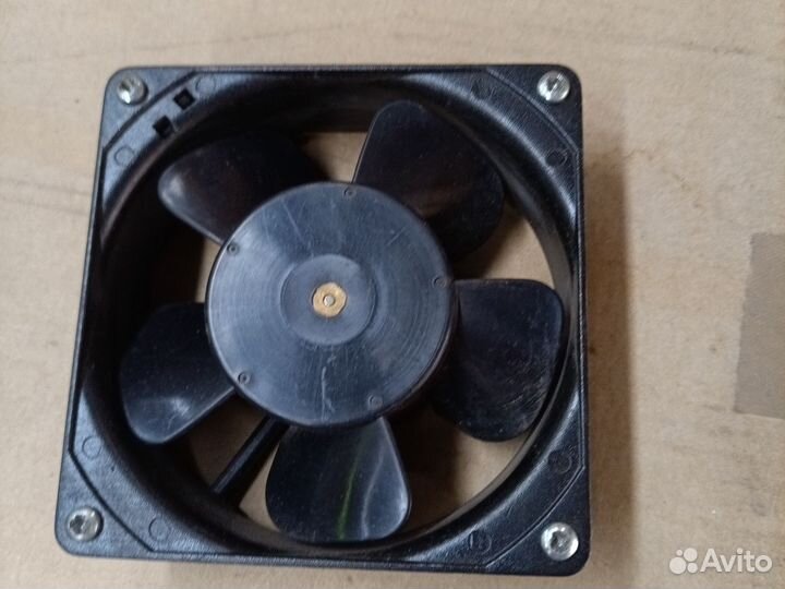 Вентилятор 220в 120х120мм
