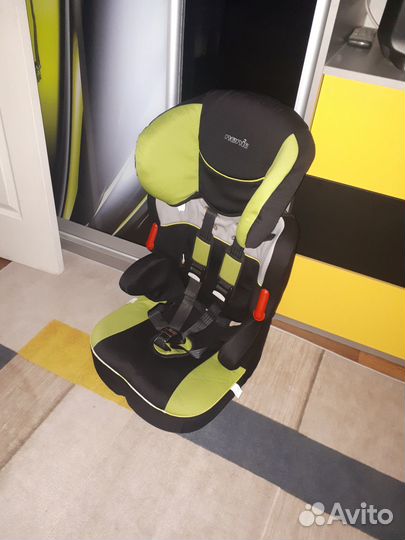 Детское авто-кресло 