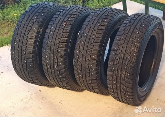 Kumho I'Zen KW22 215/65 R16 98