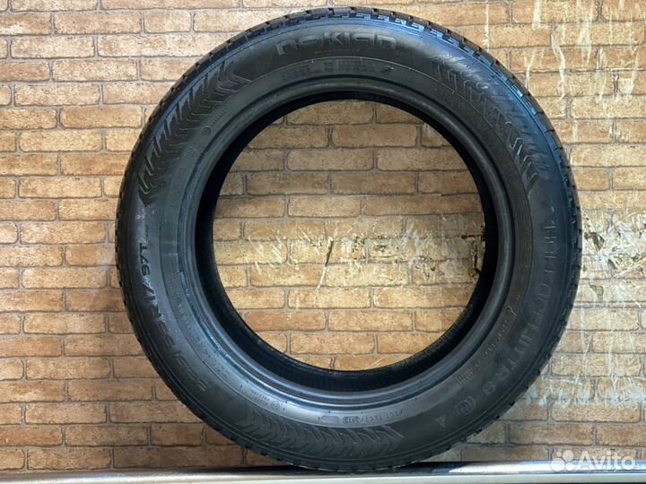 Nokian Tyres Hakkapeliitta 8 225/55 R17