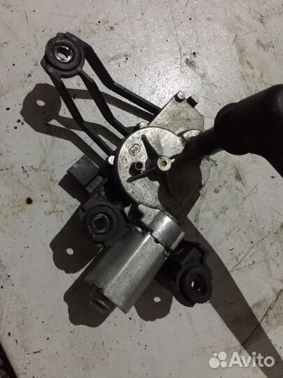 Моторчик стеклоочистителя задний дворик Ситроен с4