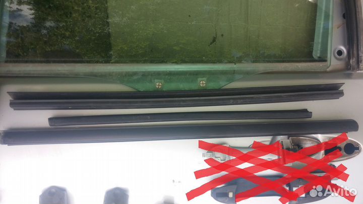 Mazda Tribute уплотнители бархотки в дверь лев зад