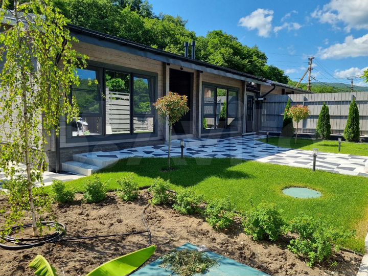 Дом 135 м² на участке 4 сот.