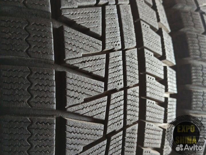Bridgestone Blizzak Revo GZ 225/55 R17 96Q