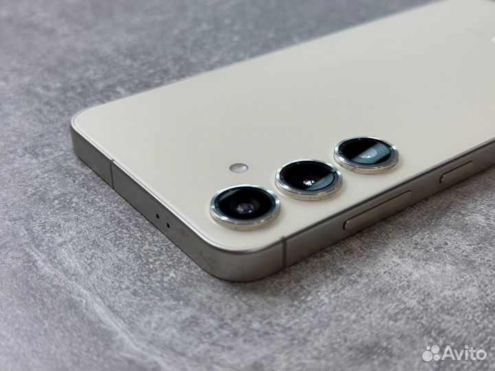 Samsung Galaxy S24+, 12/256 ГБ