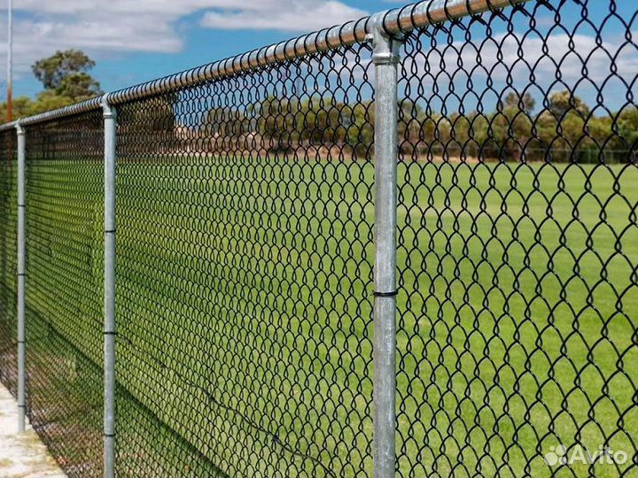 Забор из сетки рабицы