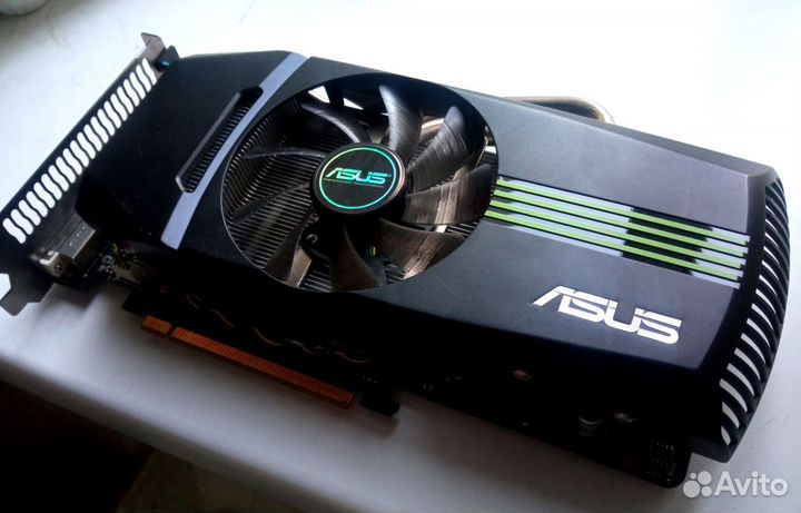 Видеокарта Asus GTX560Ti