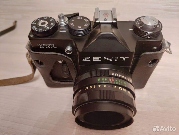 Пленочный фотоаппарат зенит TTL