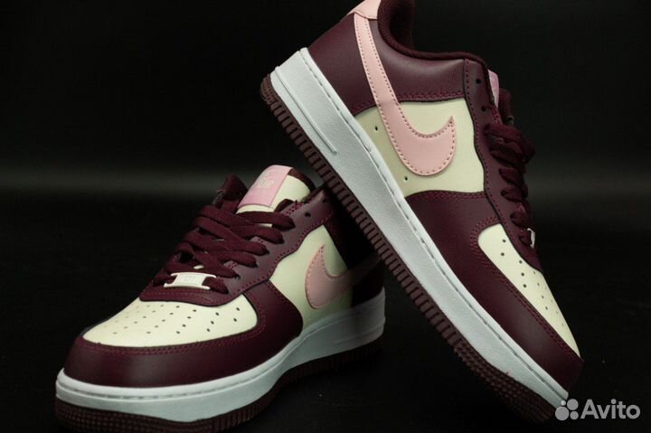 Nike Air Force 1