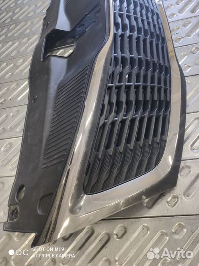 Решетка бампера Kia Rio