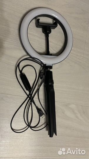 Кольцевая лампа 20 см