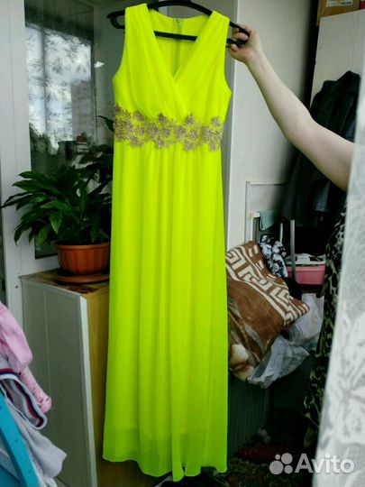 Продам платье