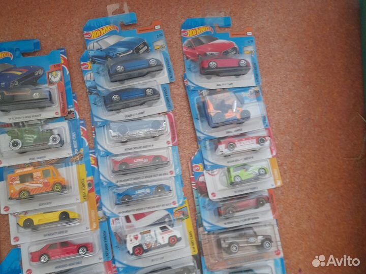 Hot wheels модельки