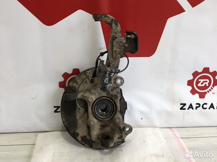 Nissan Patrol Y62 Кулак поворотный