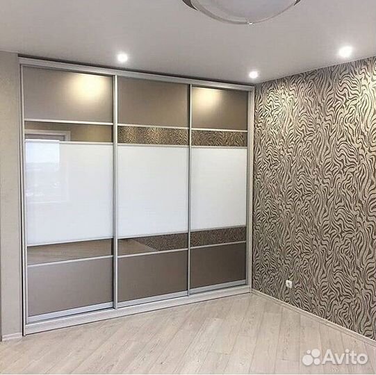 Стенка в гостиную