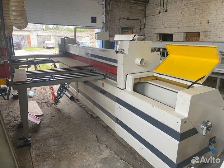 Панельная форматно-раскроечная пила MJ 6232