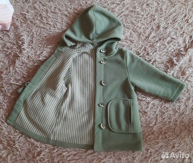 Пальто на девочку 3-4 лет
