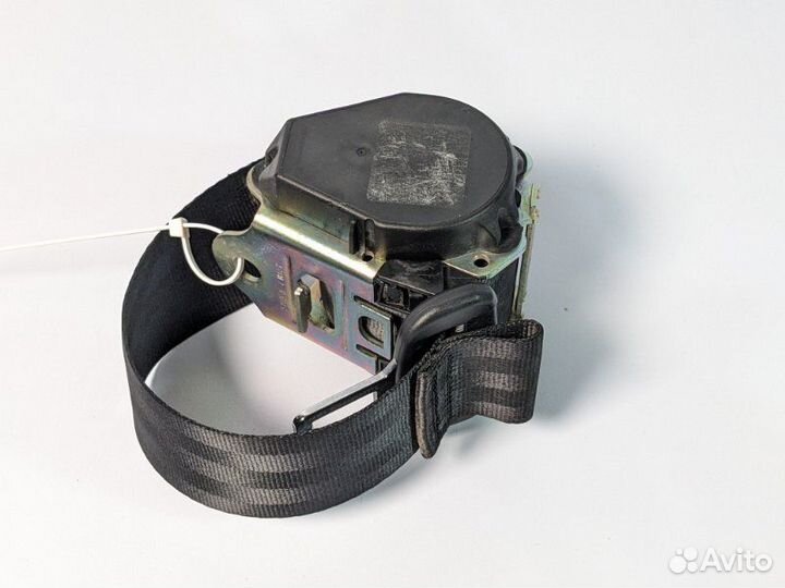 Ремень безопасности задний Skoda Rapid 1.6 CWV 110