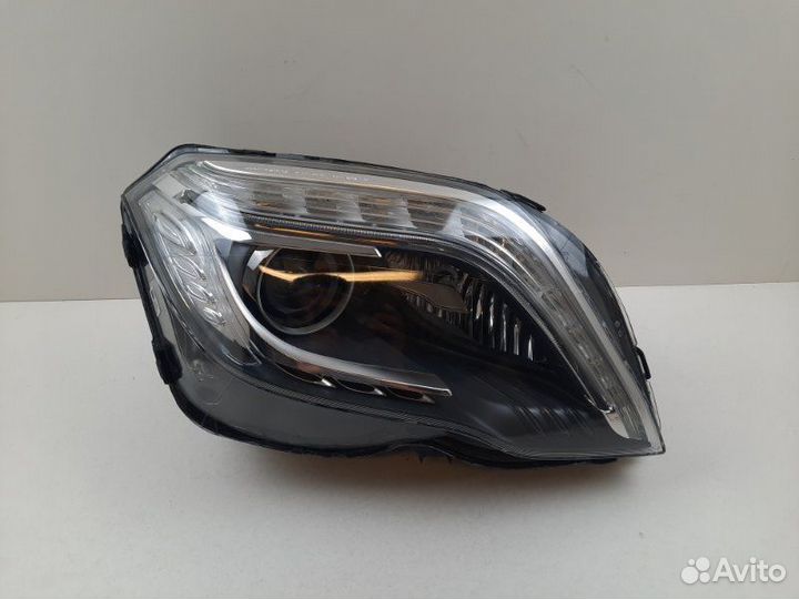 Фара правая Mercedes-Benz Glk X204 2012-2015
