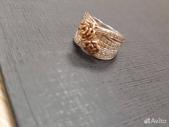 Серебряное кольцо