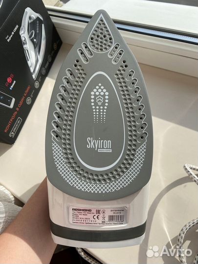 Умный утюг redmond SkyIron C265S