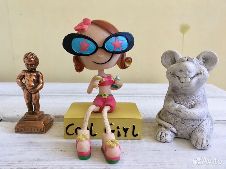 Брелки и фигурки