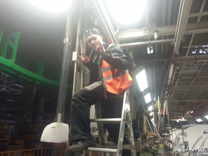 Бригадир, Дежурный, Монтажник, Электромонтажник