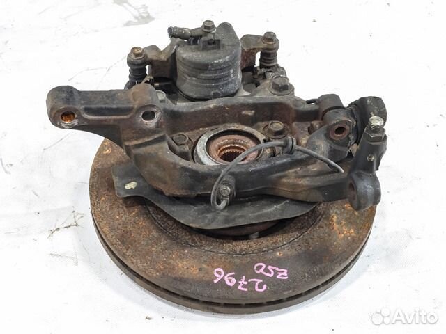 Кулак поворотный левый Nissan Murano