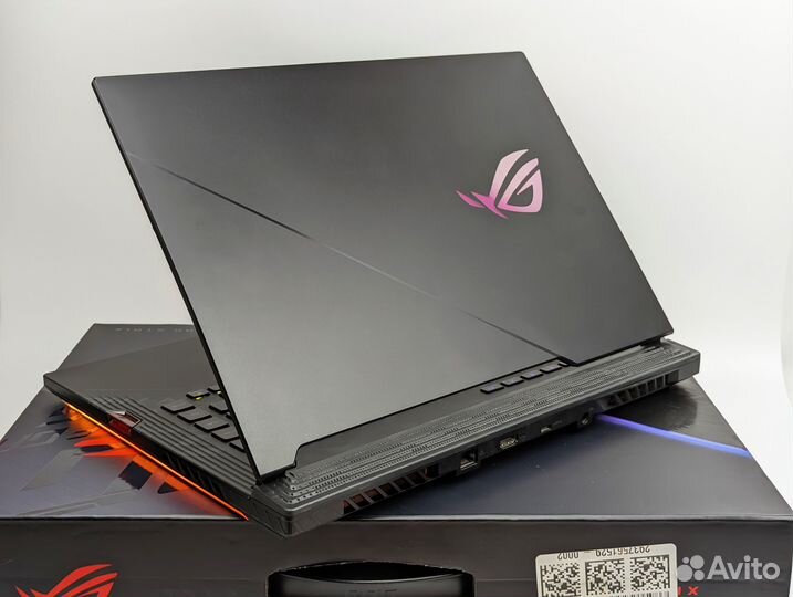 Игровой asus ROG Strix I9-10980HK/RTX 2070S/300Hz