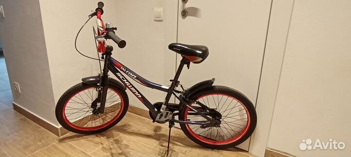 Велосипед Schwinn Falcon