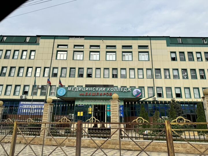 2-к. квартира, 83 м², 2/6 эт.