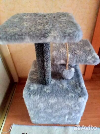 Домик для кошки с когтеточкой бу