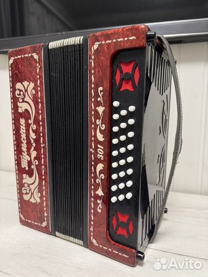 Гармонь тульская 301