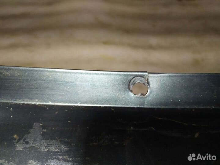 Задний бампер priora 1