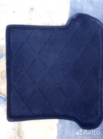 Коврик в багажник