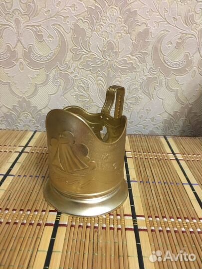 Чайная посуда, кружки, подстаканники