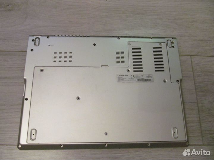 Ноутбук Fujitsu Lifebook UH552 по запчастям