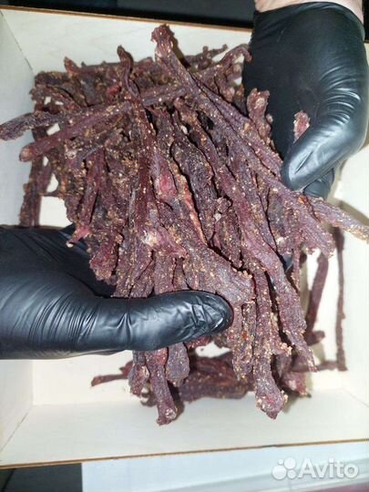 Вяленое мясо / Мясные деликатесы