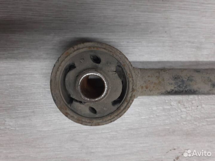 Тяга задняя продольная правая Kia Spectra