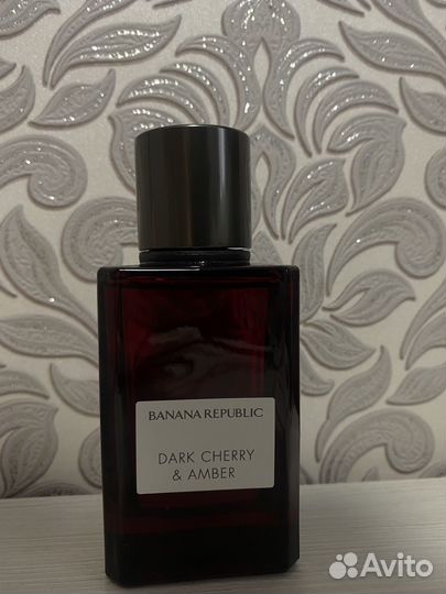 Banana Republic dark cherry & amber 75 мл