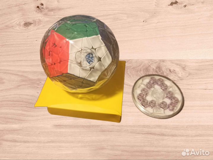 Gan Megaminx M