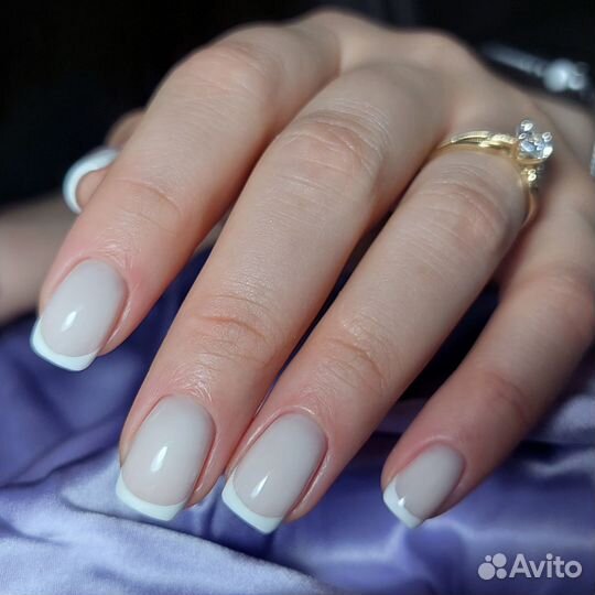 Маникюр, педикюр, наращивание ногтей