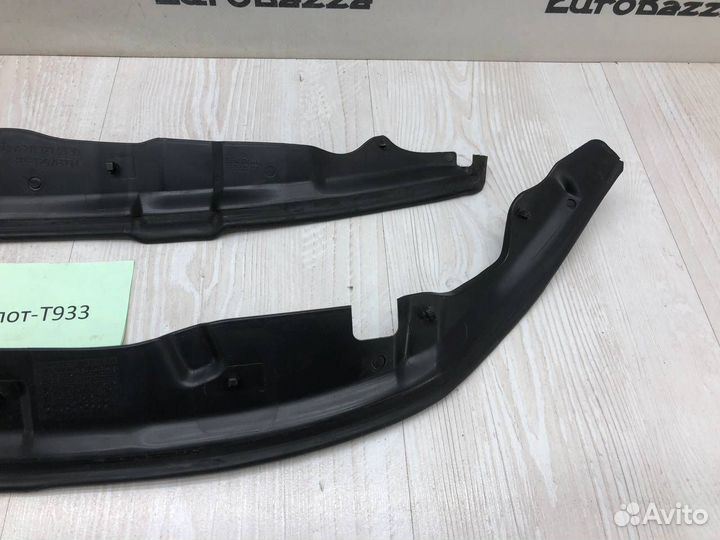 Накладка двери Mercedes W211