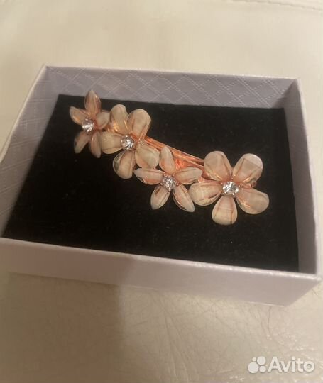 Заколка для волос женская