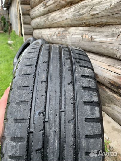 Nokian Tyres Hakka Blue 2 215/60 R16