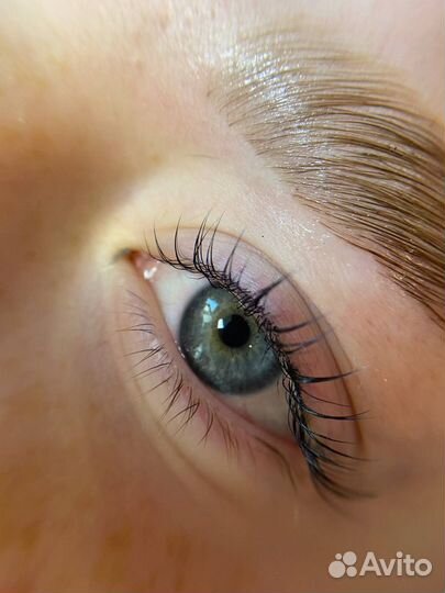 Наращивание и ламинирование ресниц/бровей