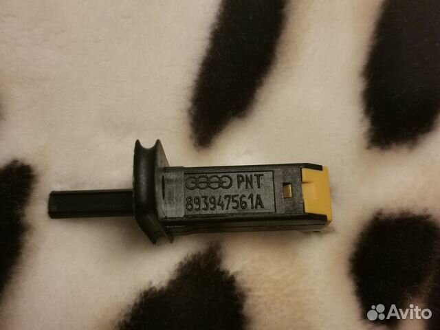 Концевик двери audi 80 В3