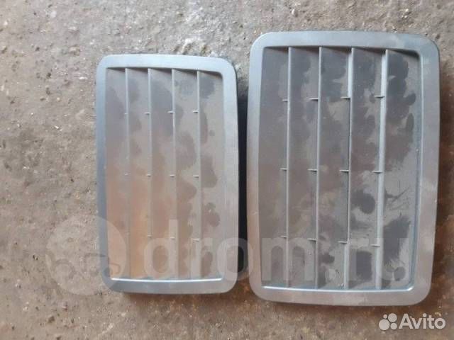 Дефлектор воздушный Mercedes-Benz E-Class A2118310