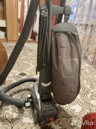 Пылесос kirby-G10E